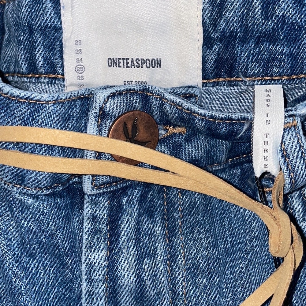 SOLD! ONE TEASPOON Mid Waist Bandit Shorts 25W 22964 NWT - Picture 8 of 12